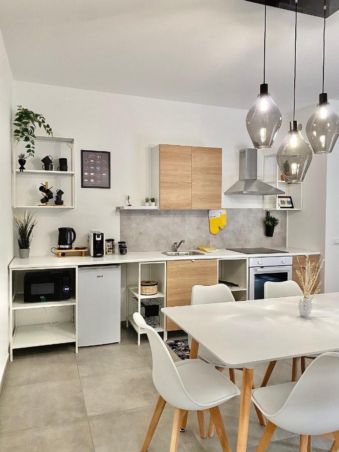 Cava Home - Castelli Apartments 马里诺 外观 照片